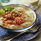 Spaghetti with tomato sauce