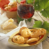 Parmesan biscuits to serve with wine