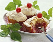 Raspberry muffins with white chocolate topping