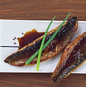 Gegrillte Fischfilets in Teriyaki-Marinade