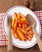 Glazed carrots with maple syrup