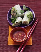 Rice paper rolls filled with chicken and shrimps (Vietnam)