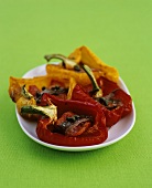 Peperoni ripieni alla griglia (Grilled, stuffed peppers)