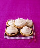 Mince pies with meringue topping