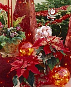 Weihnachtliche Dekoration mit Weihnachtssternen