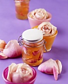 Apple jelly with rose petals