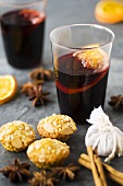 Mulled wine and mini muffins