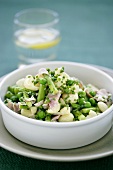 Pasta with peas, beans and ham