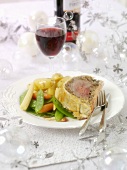 Filet Wellington mit Gemüse zu Weihnachten