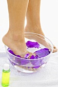 Iris petal foot bath