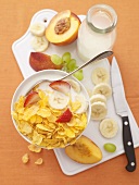 Cornflakes with fresh fruit