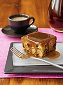 Sticky Toffee Date Pudding (Dattelpudding mit Karamellsauce)
