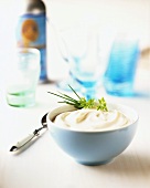 Savoury quark cream with herbs