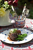 Braised oxtails with broccoli (England)