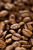 Roasted coffee beans (full-frame)