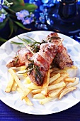 Bacon-wrapped tournedos with chips