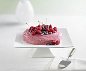 Berry ice cream cake