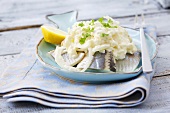 Herrings with apple, onion and sour cream