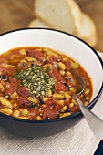 Tomato and flageolet bean soup 327269