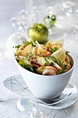 Salad of fried scallops, apple and fennel