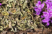 Thyme (dried and flowers)