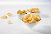 Chips in drei Schälchen