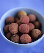 Lychees in einer Schale