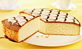 Iced lemon cake