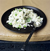 Risotto with peas, mint and cheese