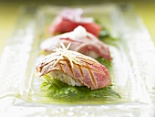 Tuna nigiri (with fried tuna)