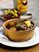 Lammragout mit Kartoffeln (Spanien)