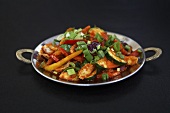 Vegetable stir fry with chicken
