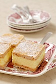 Puff pastry cakes with a vanilla cream filling