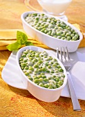 Peas in a cream sauce