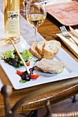 Foie gras with bread and white wine