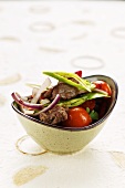 Beef salad with lemon grass and cocktail tomatoes