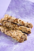 Muesli bars with apricots