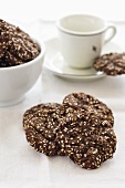 Coconut biscuits with sesame