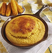 Corn bread in a cast-iron frying pan