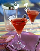 Cosmopolitan cocktail with berries