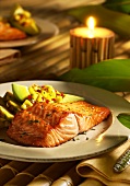 Salmon fillet with avocado and pineapple