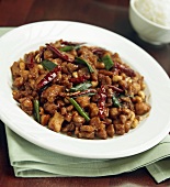 Hähnchen Kung Pao mit Chilischoten