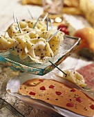 Pasta snacks with pepper dip