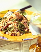 Bohnensalat mit Shrimps und Farnspitzen