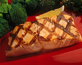 Grilled Salmon with Broccoli and Lemon Wedge
