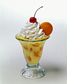 Vanilla Pudding with Vanilla Wafer and Whipped Cream