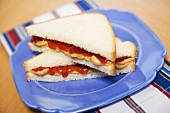 Sandwiches mit Erdnussbutter und Marmelade