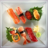 Sushi-Sashimi-Platte von oben