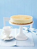 Cheesecake on cake stand