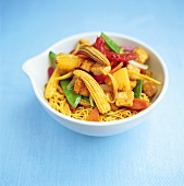 Egg noodles with vegetables and tofu